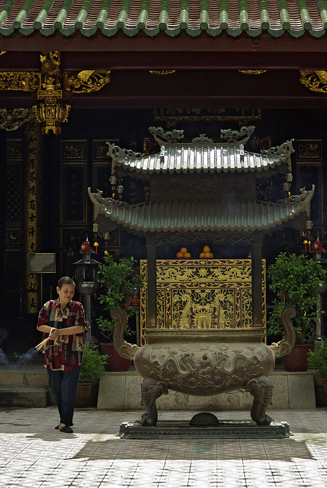 Singapore Inside Of A Tample